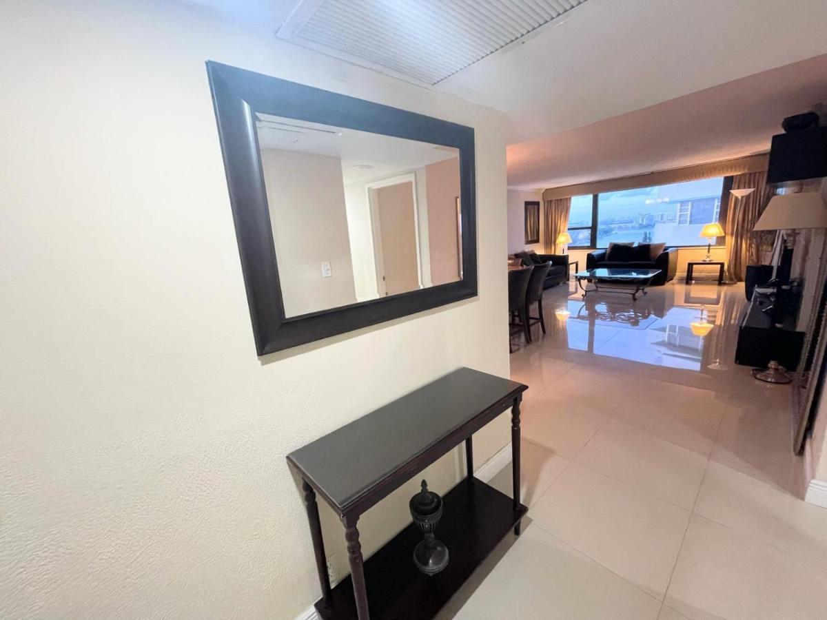 The Alexander Beach Residences Miami Beach Esterno foto